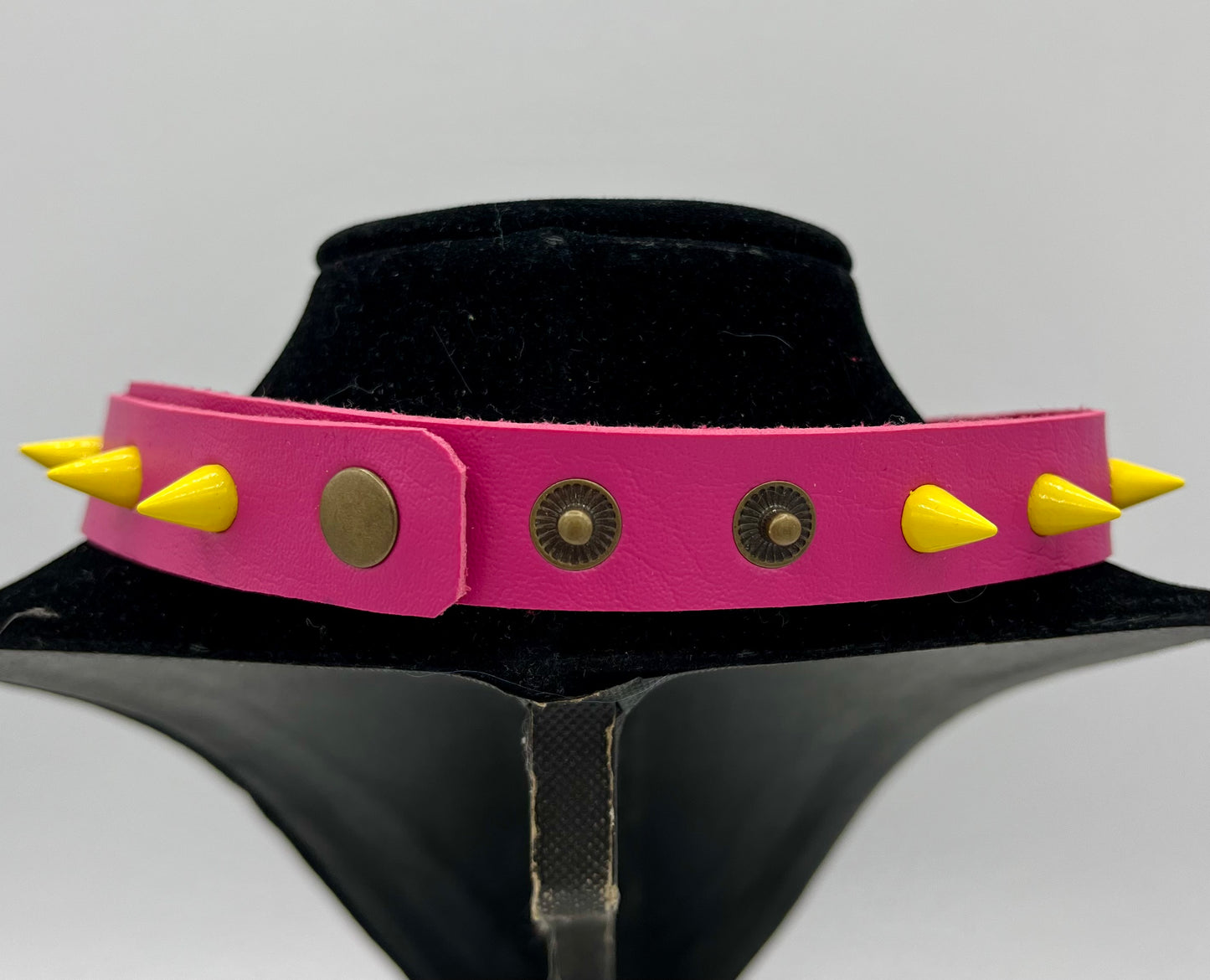 Yellow Daemon Eye On A Hot Pink Choker With Yellow Spikes And Chain