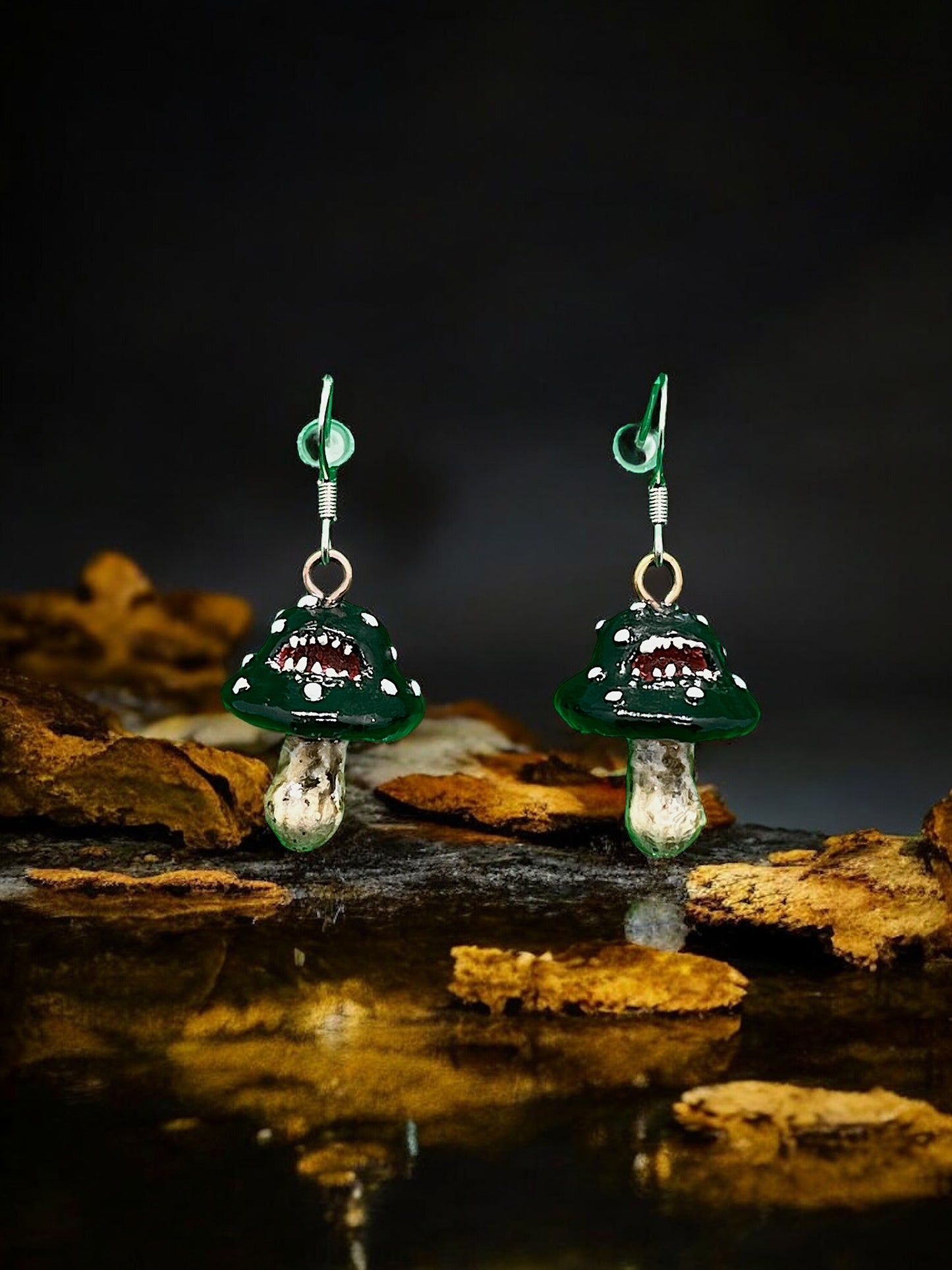 Mimic Mushroom Black Earrings